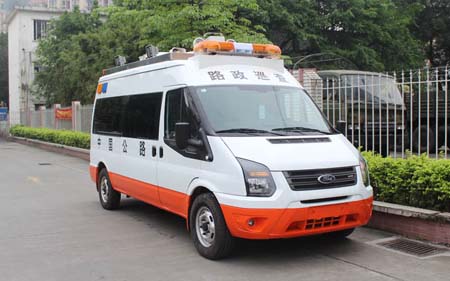 公路局治超專用車