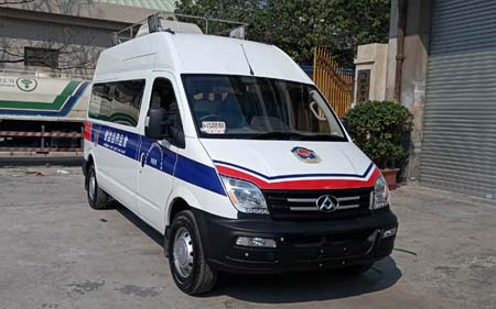 豐田考斯特食品檢測(cè)車圖片