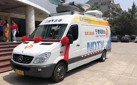 電視移動(dòng)轉(zhuǎn)播車