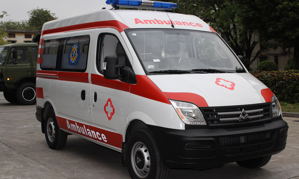 上汽大通短軸監護型救護車