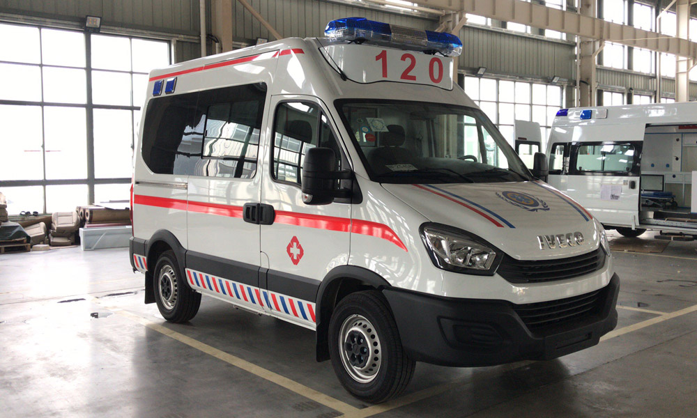 依維柯歐盛救護車